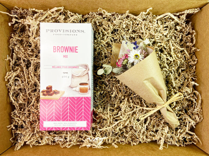 Treat Your MOM Local Gift Box